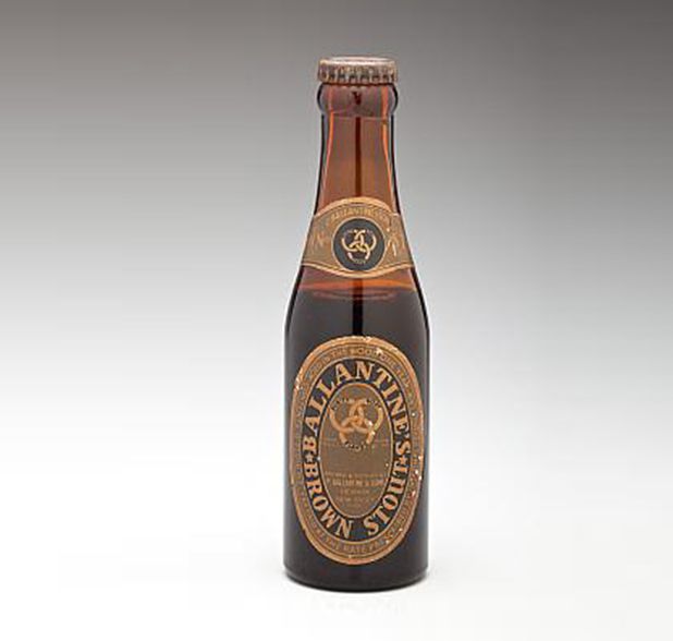 NewarkMuseumArt's tweet photo. Want to learn how to make beer? Attend our workshop, Oct. 25; &amp; Nov. 1, 8, &amp; 15. 6-8 pm. $140. Register: https://t.co/MNIqurbjv6 https://t.co/0kUE9X4HMS