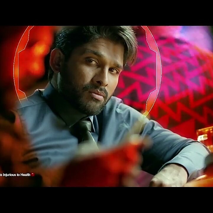 That awesome look..I like mostly in #DJSaranamBhajeBhaje #Song @adityamusic @alluarjun 😘😘😘
#AlluArjun