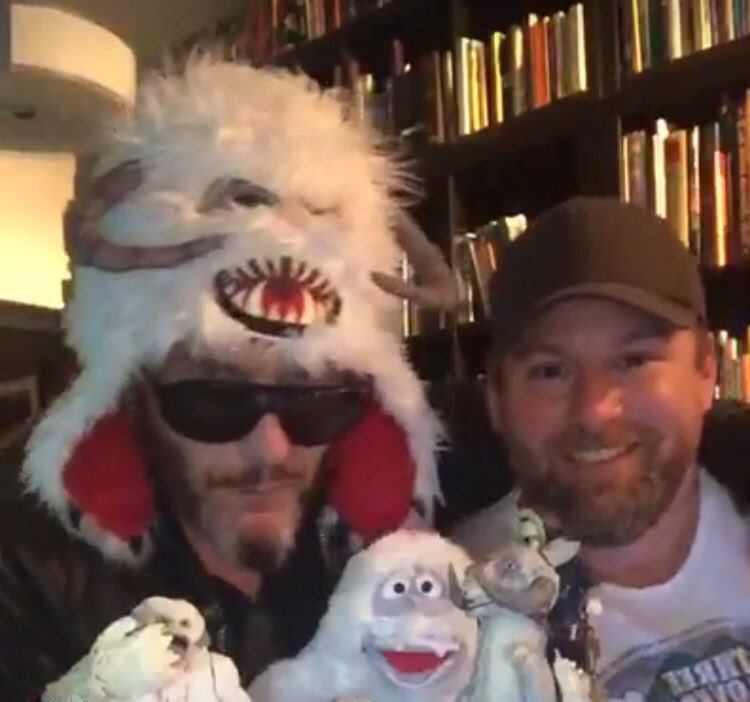 HollidaysStache's tweet photo. When you click on @MichaelEklund's live broadcast on IG and this is what appears. #wynonnaearp https://t.co/eJfZeFN4ky