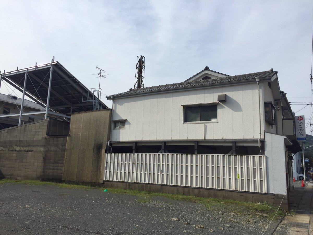 Axx ふじの湯 福岡県北九州市門司区 鹿児島本線の門司駅から徒歩分 または 西鉄バスで下馬寄 しもまいそう 下車 時間外だったので営業確認出来ず 浴場組合のホームページには掲載 正面からのアングルは逆光 T T 銭湯 ふじの湯 T Axx ふじの湯 福岡県北九州市門司区 鹿児島本線の門司駅から徒歩分 または 西鉄バスで下馬寄 しもまいそう 下車 時間外だったので営業確認出来ず 浴場組合のホームページには掲載 正面からのアングルは逆光 T T 銭湯 ふじの湯 T