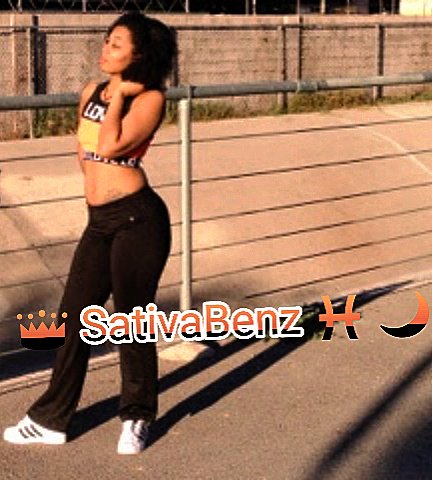 Sativa_Princess's tweet photo. New photoshoot coming soon🔥🔥🔥🔥 https://t.co/f6XQJGGDR4