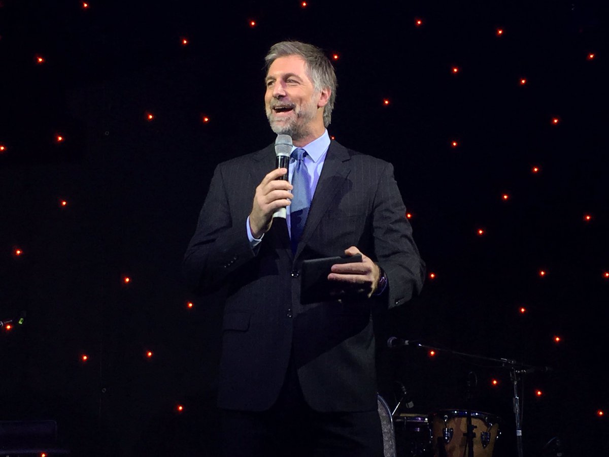 Ahora sí 🙌🏼 <a href="/HoracioCabak/">CABAK</a> presenta a la Fundación ProSalud, su historia y sus colaboradores. ¡Que empiece la noche!