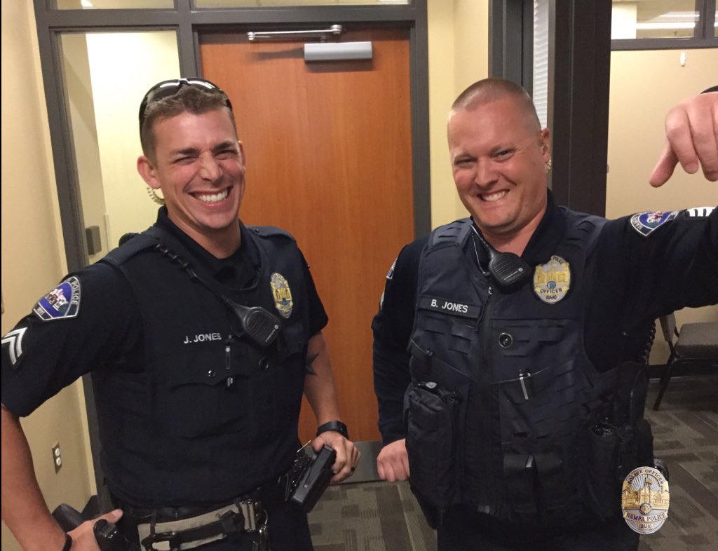 NampaPolice1's tweet photo. If you're going to keep up w/these Jones',hope you have a good sense of humor. 
#JonesandJonesIncorporated #BlueBrothers #Jones605 #Jones326 https://t.co/FKRDLXCwa2