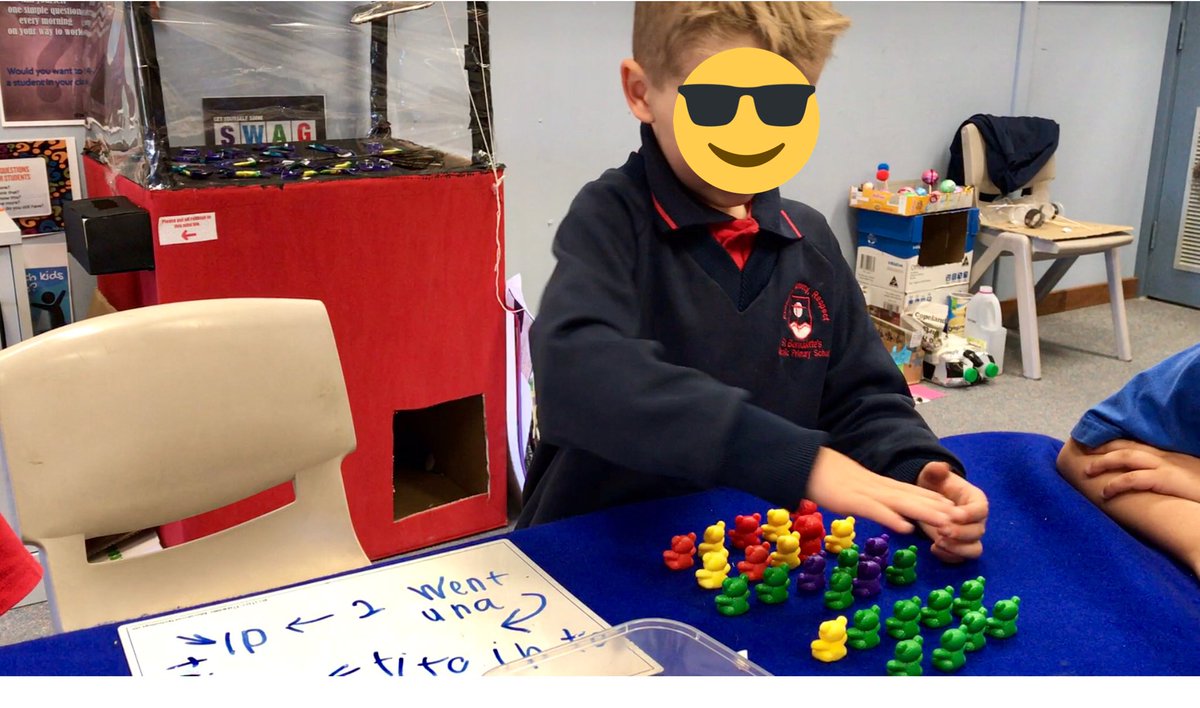 MrsDSoroka's tweet image. What strategy did you use to work out your hard thinking task?
#emumaths #emu #growthpoints #hardthinking #investigation