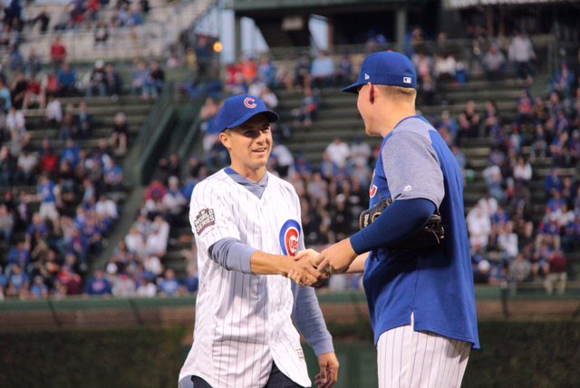 Play ball! <a href="/JordanSpieth/">Jordan Spieth</a> threw the 1st pitch at tonight's <a href="/Cubs/">Chicago Cubs</a> game ➡️ caught by pitcher <a href="/RobZastryzny_8/">Rob Zastryzny</a>! ⚾️