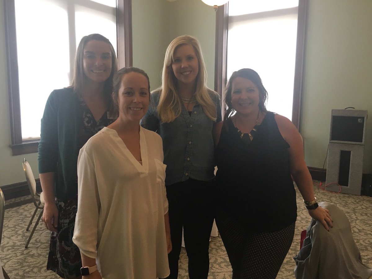 JuniorLeagueLR's tweet photo. Thank You, Amy Parker Blake and Elizabeth Michael for leading a GREAT Lunch 'n Learn today!! #JLLR #TrainingCommittee #WomenSayingYes https://t.co/jQ8GD7UGW6