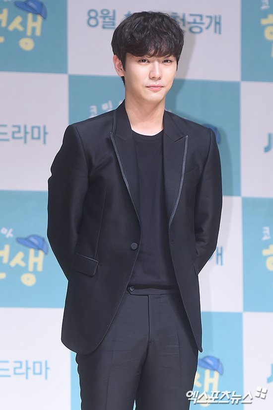 KoreanUpdates's tweet image. #AnWooYeon confirmed to be paired with #JeonHyeBin in upcoming web drama #NumberWoman. Airs in Dec naver.me/FJl36vBw #KoreanUpdates RZ