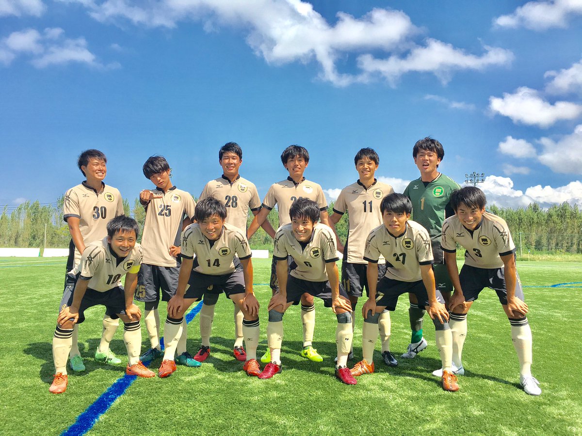 松本大学サッカー部 Sur Twitter Iリーグ 第11節 松本大学 Vs新潟医療福祉大学ａ まもなくキックオフです 本日のスタメンです 1 成田 3 上原 6 黒岩 10 青柳 11 保田 14 小林 純 24 小林 瞭 25 大八木 27 井坂 28 栗原 30 赤羽 T Co Dvrgvrevjq