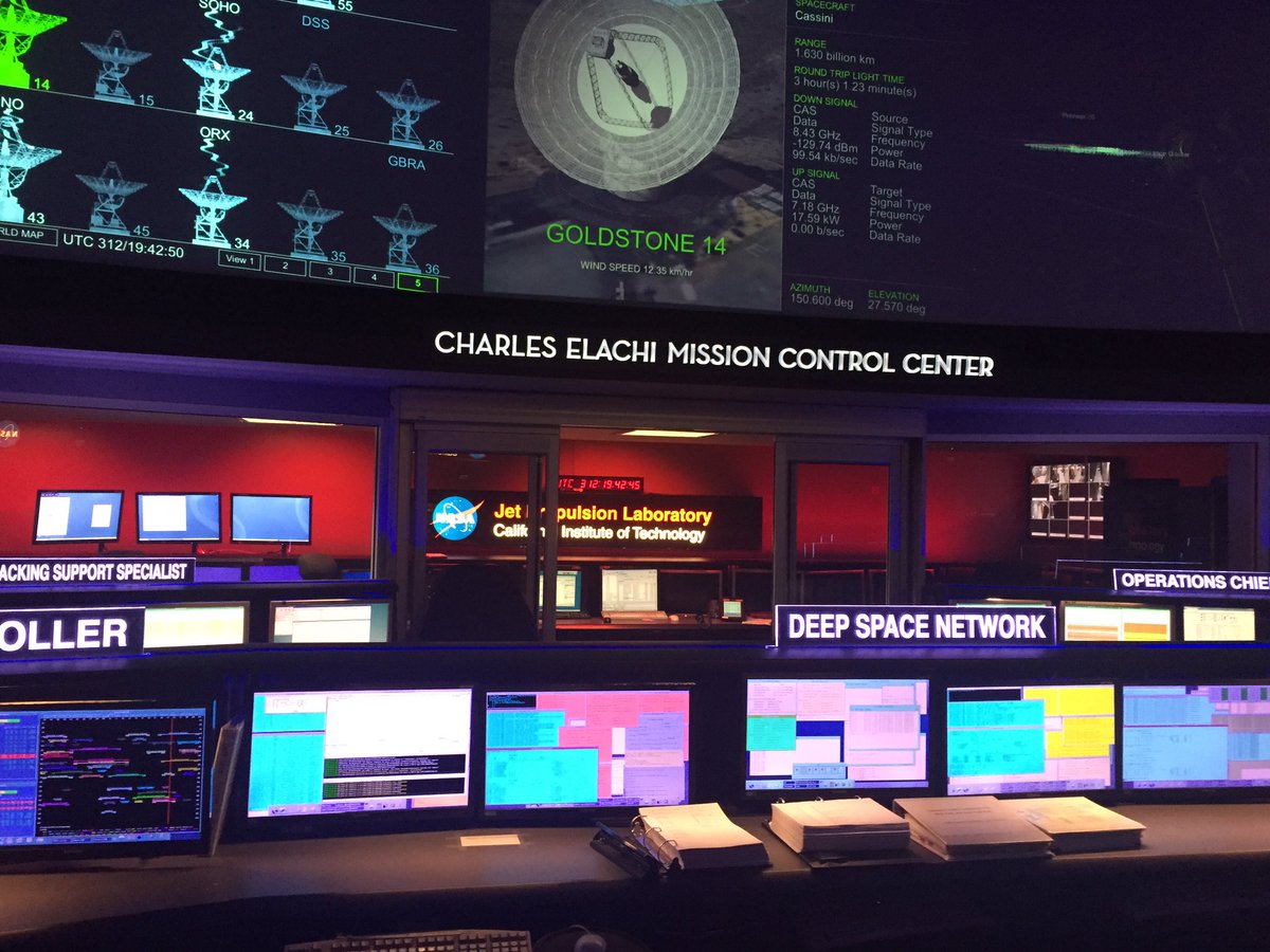 AndyRobot's tweet image. NASA and andyRobot - JPL uses our #RobotAnimator software for outer space applications because #SpaceIsRad with #robots !