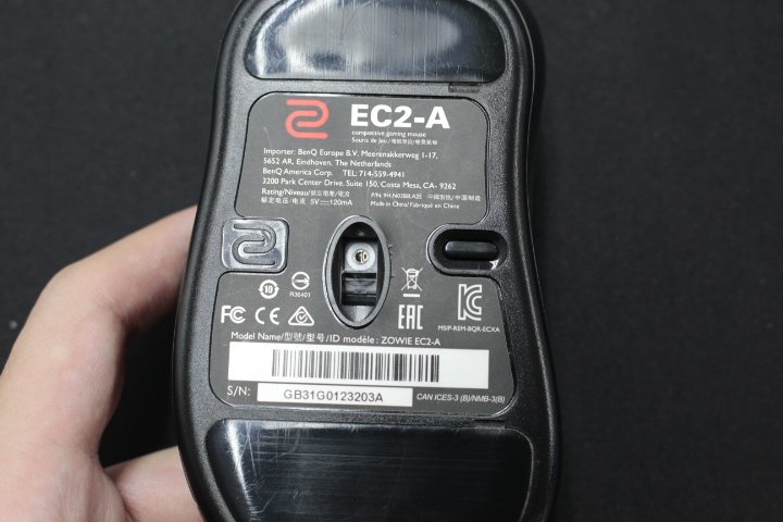 O Xrhsths Depoツクモ札幌駅前店 Sto Twitter スタッフmオススメ 今回のオススメはzowie Ec2 Aだ 特徴は 握りやすいデザインとドライバー不要なところだ Dpi変更は裏面のスイッチで行い ポーリングレートはusb抜き挿しの際のボタンの押し方で変わる Csgoの O Xrhsths Depoツクモ札幌駅前店 Sto Twitter スタッフmオススメ 今回のオススメはzowie Ec2 Aだ 特徴は 握りやすいデザインとドライバー不要なところだ Dpi変更は裏面のスイッチで行い ポーリングレートはusb抜き挿しの際のボタンの押し方で変わる Csgoの