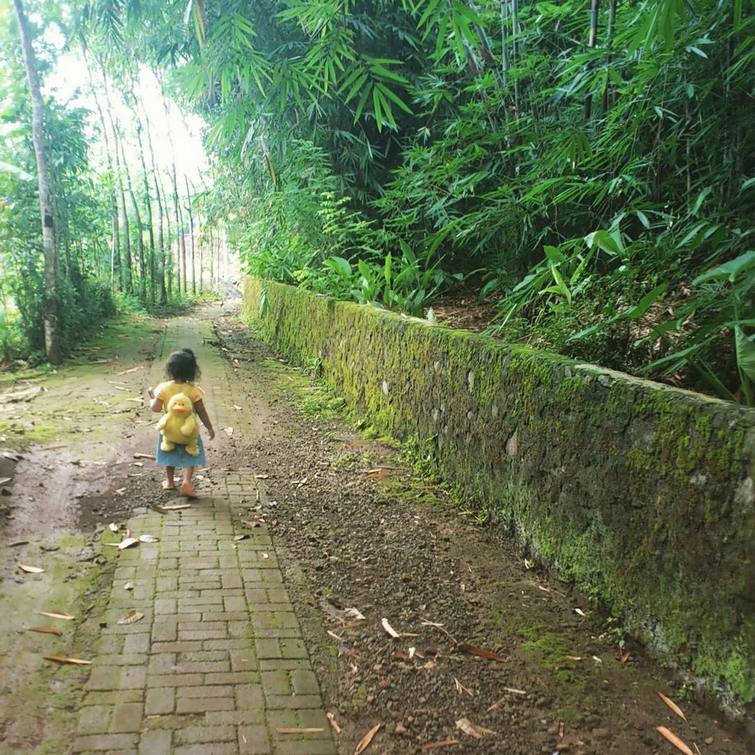 fx_wijanarko's tweet photo. @Sony The contest not for arroind the world ? #pushingthelens #contest #xperiaray https://t.co/aIaNkIdvnk