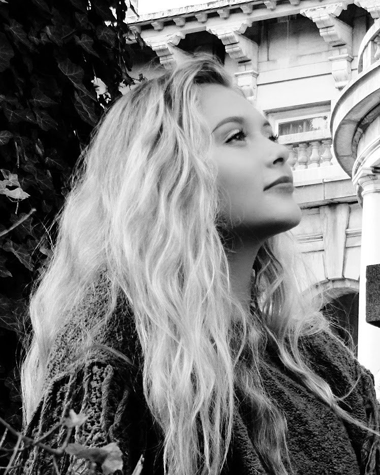 Kitkatmodeling's tweet image. #mainlinemodels