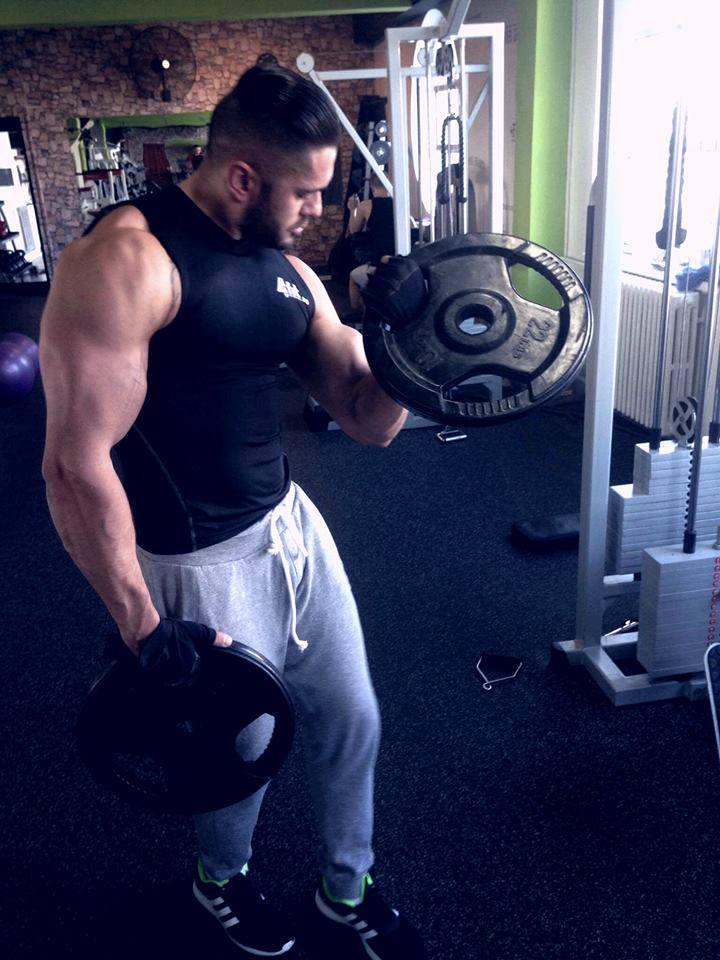 Musclepluslabs's tweet image. When it starts to hurt, thats when the set starts. #personaltrainer #motivation #training