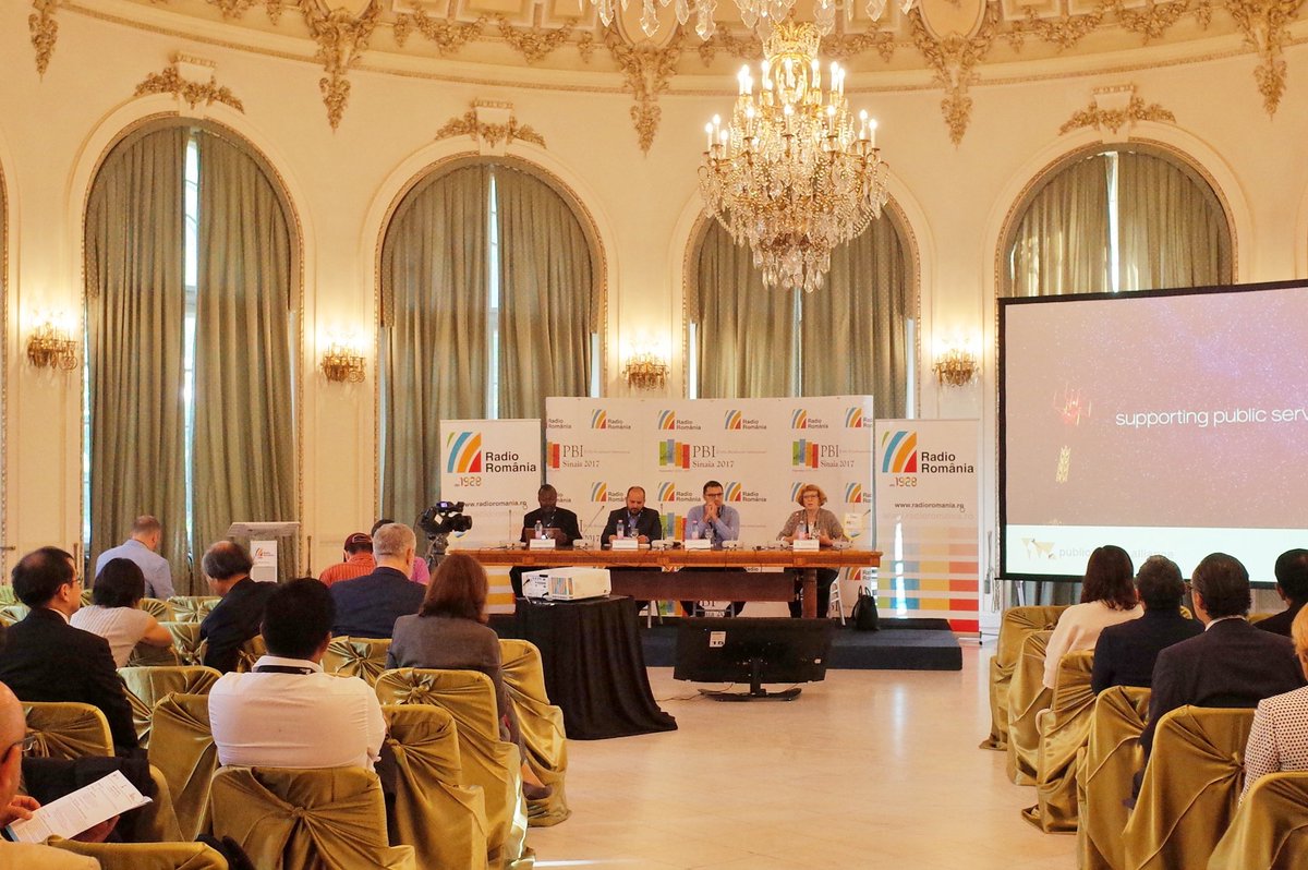 romania_radio's tweet photo. PBI 2017 - Day 2 - Public Media Alliance (PMA) #PBI2017 #RadioRomania
Foto. Luciana Gingãraşu https://t.co/tqT3m8d5xT