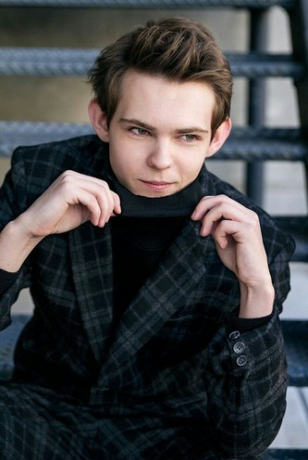  Happy Birthday To A Great Actor Robbie Kay!!    