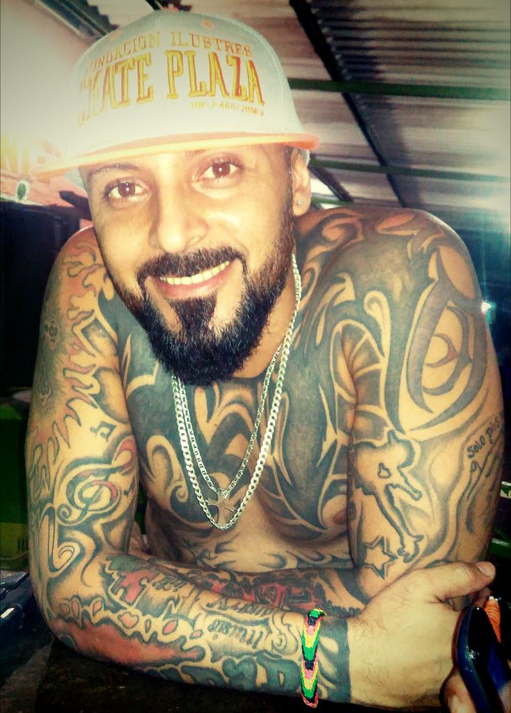 ComboCompleto4's tweet photo. Una sonrisa a la vida https://t.co/bMZdy15J7V