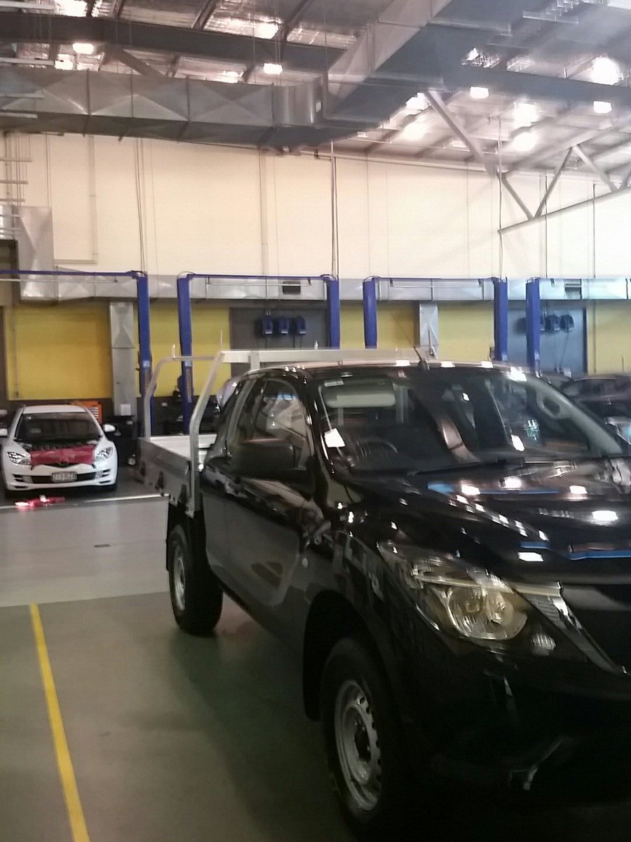 ManagerParts's tweet image. Another big day done and dusted. Parts pumping. #Airbag Control