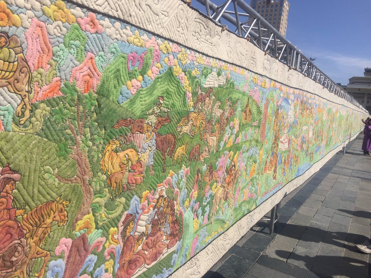 #Believe it or not! Local artists made entire Secret History of Mongolia book into the Felt Art!Total length is whopping 108 meters!