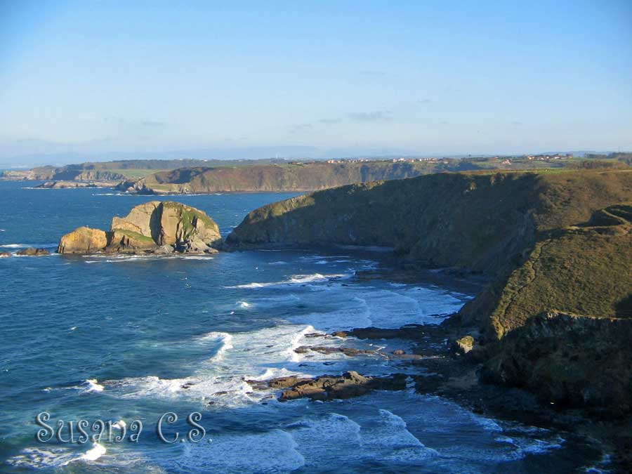 #BuenosDias El #miercoles huele a #mar #CaboDePeñas #Asturias Menudas vistas hay desde allí.
