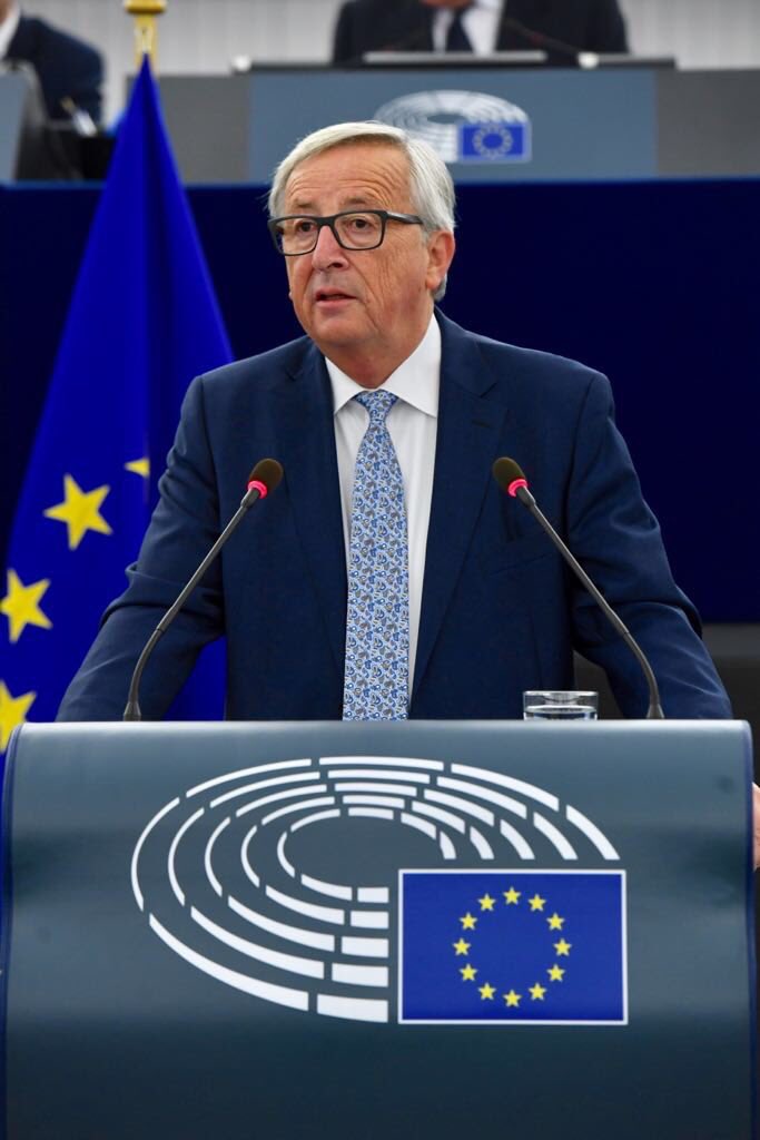 europanostra's tweet photo. "Let us celebrate Europe during #EuropeanYear of #CulturalHeritage in 2018!" : Strong applause by @Europarl_EN during @JunckerEU #SOTEU2018 https://t.co/tZcd4UeaKa