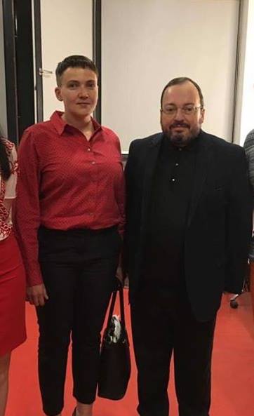 ian_tanya's tweet photo. Ох блин...
Белковский и Савч��нко.
Вот и все, что нужно знать про этого "либерала". https://t.co/v82w9cjxdC