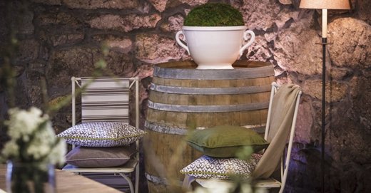 Autumn inspiration to be ready for the next season. Fabrics: Alejandra - Carlota from CR CLASS Fabrics Collection