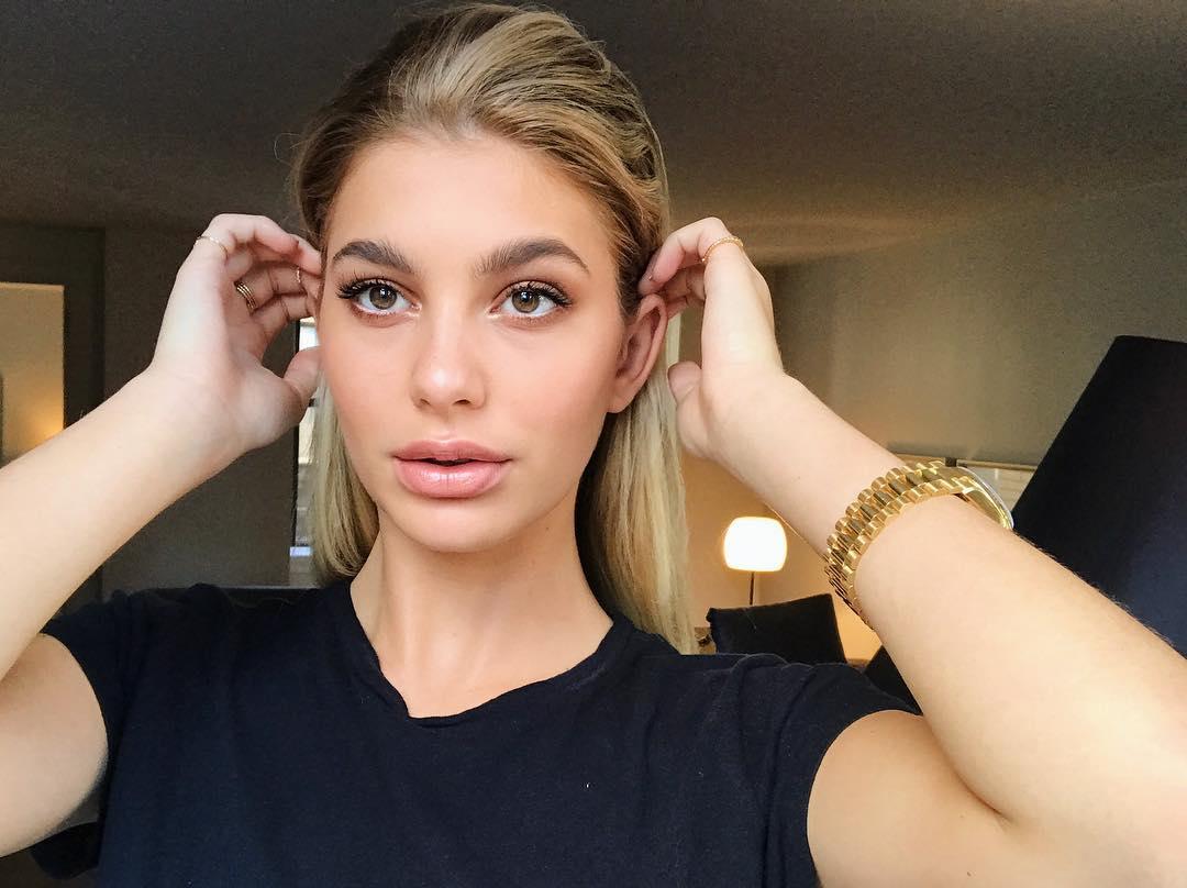 CamiMorroneNY's tweet photo. Cami via Instagram: "Last self indulgent make up selfie for a while, I promise" https://t.co/ZDLugVcJ9o