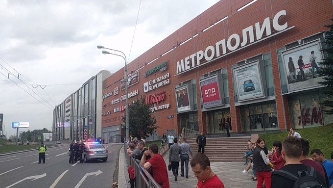 View image on Twitter