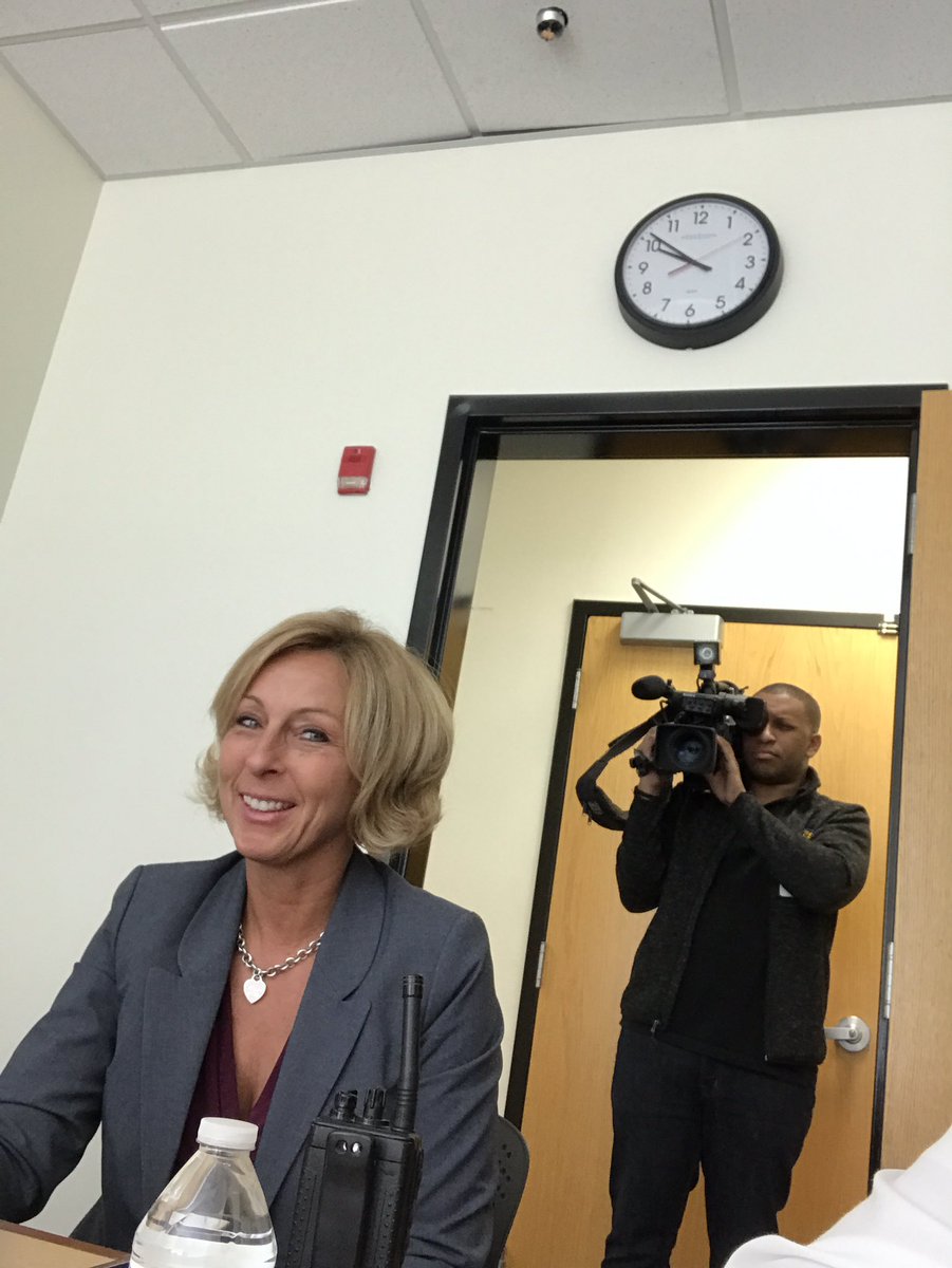 EducatingMANka's tweet image. @shsroundtable &amp;amp; @SPSSuper SHS is a full go for #SSEP working w/ @doctorjeff prepping staff for student success!  stamfordpublicschools.org/district/news/…