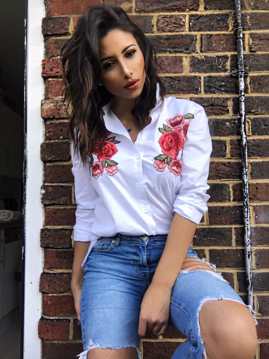 Lucky7Talent's tweet photo. @Kmorrisx wearing @oopsieuk &amp; hair by @ArabellaInfo 💥#OopsieUK https://t.co/V9mgRutyIO