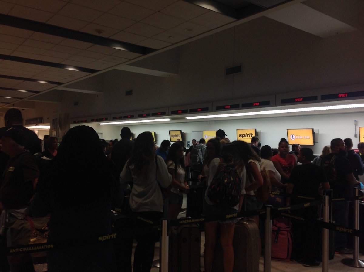 michelleperez95's tweet image. I call this the chronicles of my heart break with @SpiritAirlines...maybe we can patch things up through mere reimbursement? What do you say