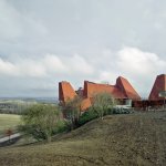 EARCHCZ's tweet photo. Ještě trochu #Anglie: nevšední vzkříšení konzervativní #architektury ->> https://t.co/jZ9OhXNJ9F #Earchcz #rezidence #JamesMacdonaldWright https://t.co/Nc5Bqfa4WB