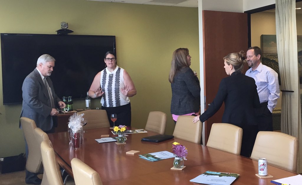 MillerNashLLP's tweet photo. It's always a pleasure to see our friends from @CFSWW! Thanks for coming over to our @VancouverUS office yesterday for a Meet 'n Greet. https://t.co/urk7F6hRji