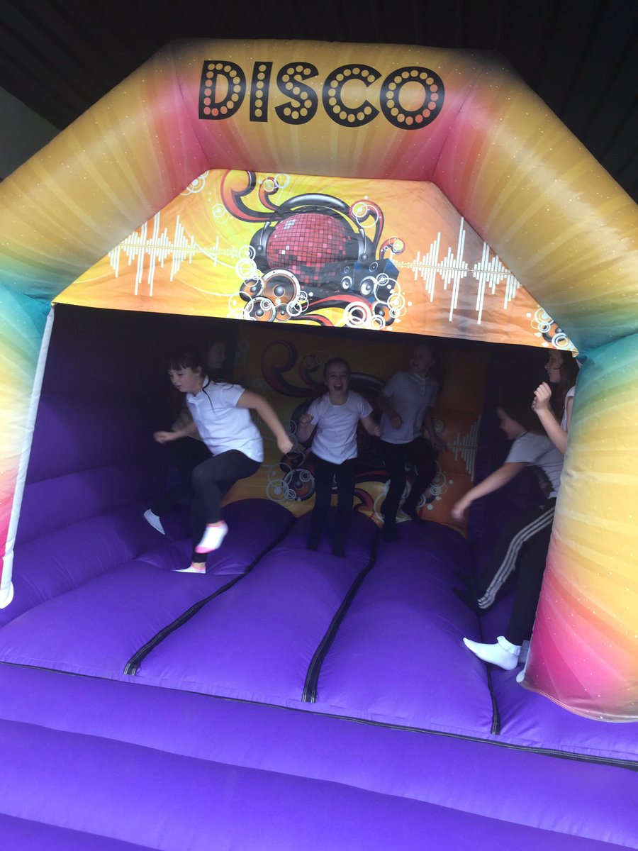 StTimothysPS's tweet photo. Here are the bouncy Rm. 16 taking part in #MoveforMombo to help raise money for our @EdMalawi school 🇲🇼🇲🇼🇲🇼🇲🇼🇲🇼 https://t.co/c4yL1r9UiL