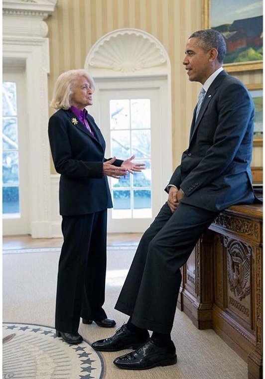mooncat75's tweet photo. These two๐ Whatever your size, race, age, sexuality, faith or gender, you have the power to bring real change #RIPEdithWindsor #EdieWindsor https://t.co/QksHknIT0v