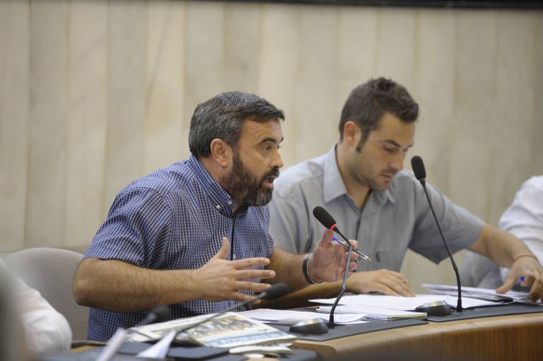 compromis's tweet photo. 🥁👉"un curso escolar ilusionante y productivo" Art de @josempenalva https://t.co/r3yY55el6V #MilloremEducacio #RescatemPersones https://t.co/t9kzFFIR4G