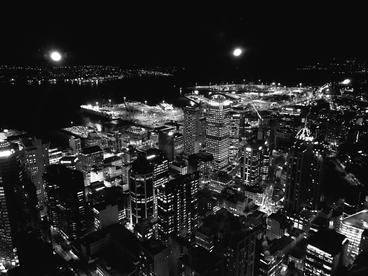 Lydzz_kelly's tweet photo. First night in Auckland 🙌🏻✨ https://t.co/LyPh8NiHqu