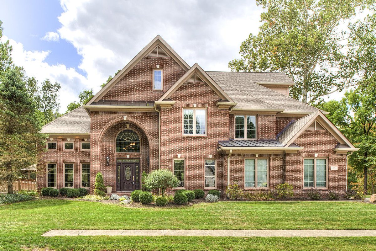amandaheard_'s tweet photo. Check out my new virtual tour for 2416 River Birch Dr, Avon, IN 46123 https://t.co/3QmG8LwVwp https://t.co/LfoIsfo1cL