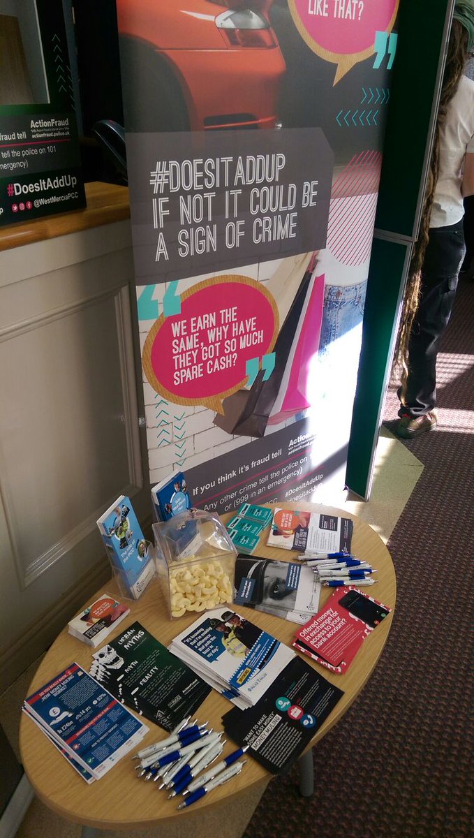 WestMerciaPCC's tweet photo. #DoesItAddUp were at Heart of Worcestershire College talking to students about economic crime. Pop by and say hi! #Freshers #Worcester https://t.co/OOwNJUHlSm