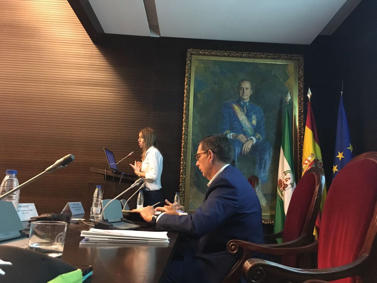 EXPORTA_DIGITAL's tweet photo. @dori_lopez de @cons_innova nos habla sobre el diseño de una óptima estrategia de #internacionalización #digital Ahora en #exportadigital https://t.co/kPNrAOVTLE