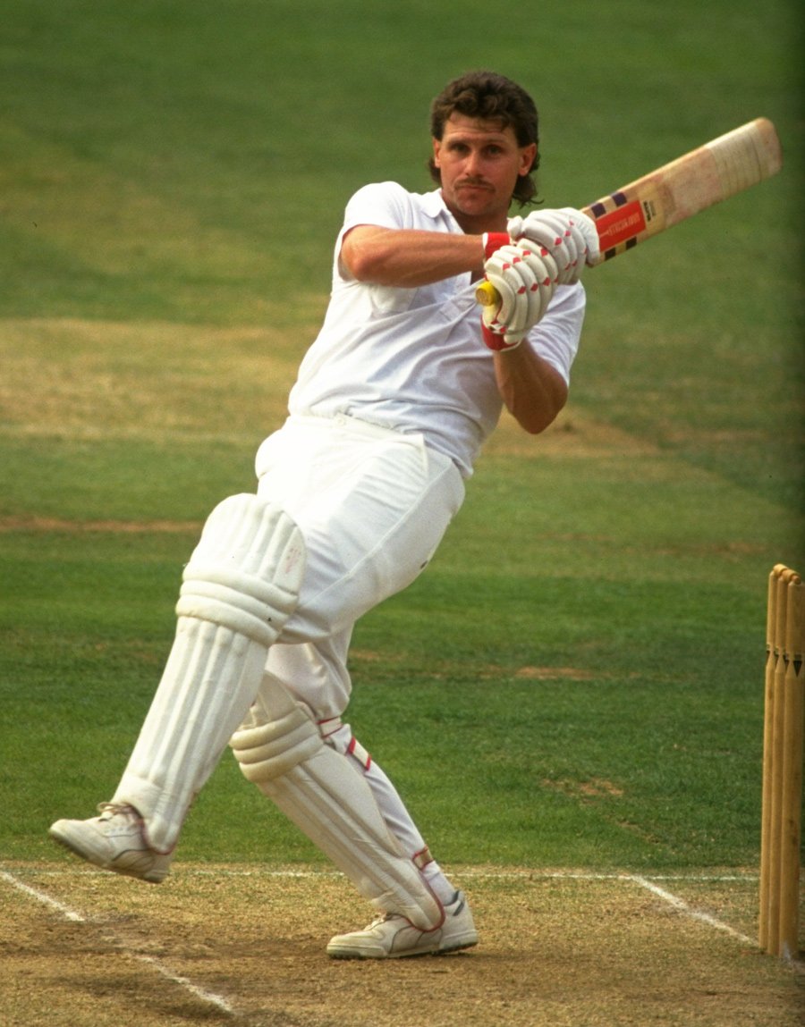  Happy birthday to former England batsman Robin Smith! 

 