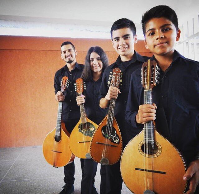 elsistema's tweet photo. El #ProgramaAlmaLlanera tiene entre sus principales objetivos llevar la música tradicional venezolana a un nivel de estudio superior. https://t.co/7tuuL0xR7x