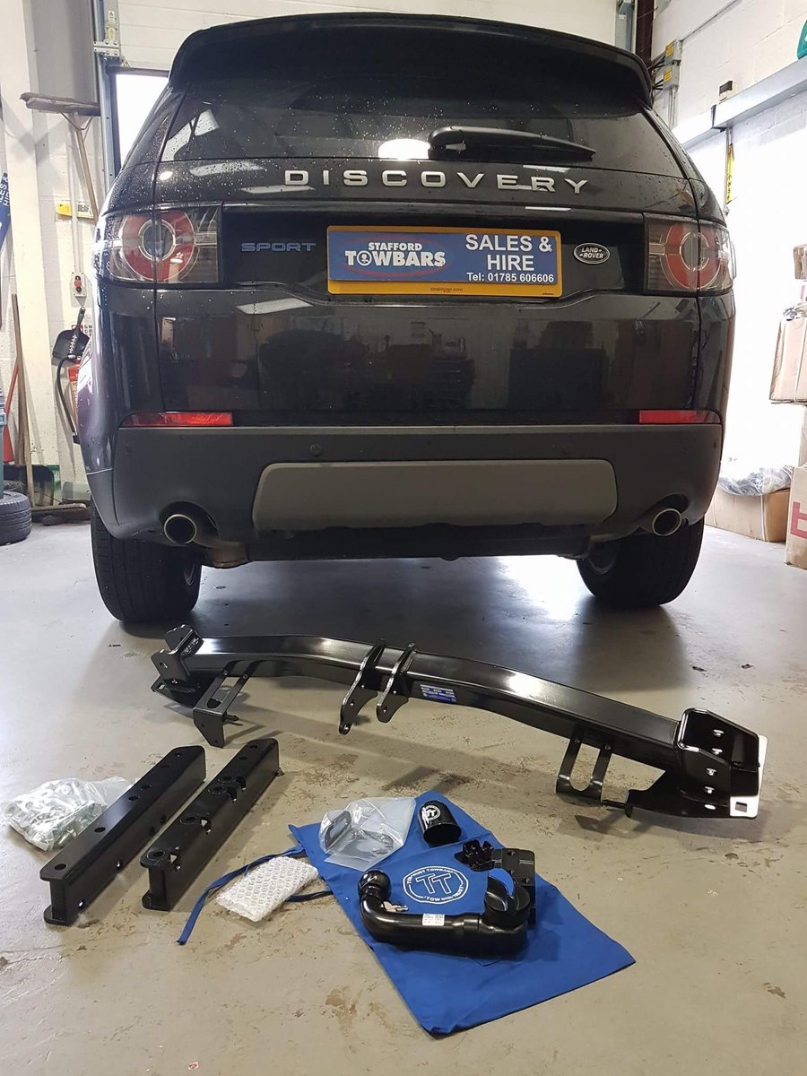 Secureacar's tweet image. Landrover Dicovery sport 2017 Detatchable #towtrust Tow-Trust Towbars Ltd plus 13pin electrics fully fitted by #Stafford Towbars.