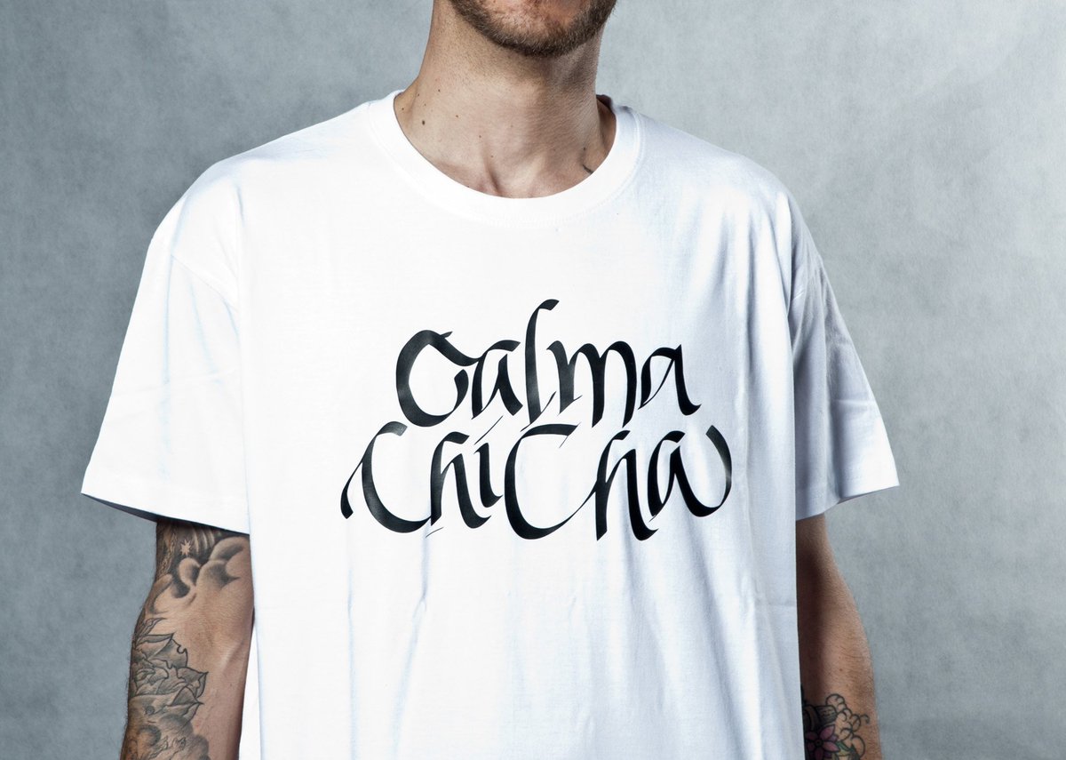 CalmaChichaSb's tweet photo. Colección Calligraphy diseñada por Alberto Carnero ya disponible para que la vuelta al cole sea de lo más elegante. https://t.co/gzjZ3Zr7kN https://t.co/UYBNkk03So