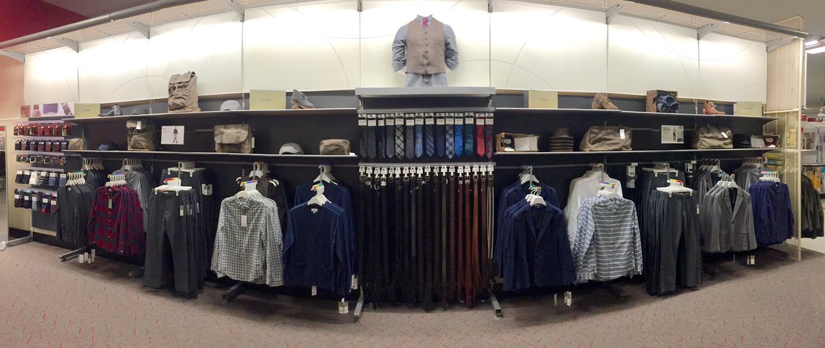 Goodfellow Dress Shop 👔👞🎯 #Refresh <a href="/GuenetteMelanie/">Melanie Guenette</a> @tracyacurry1 <a href="/angel_yanke/">Angel</a>