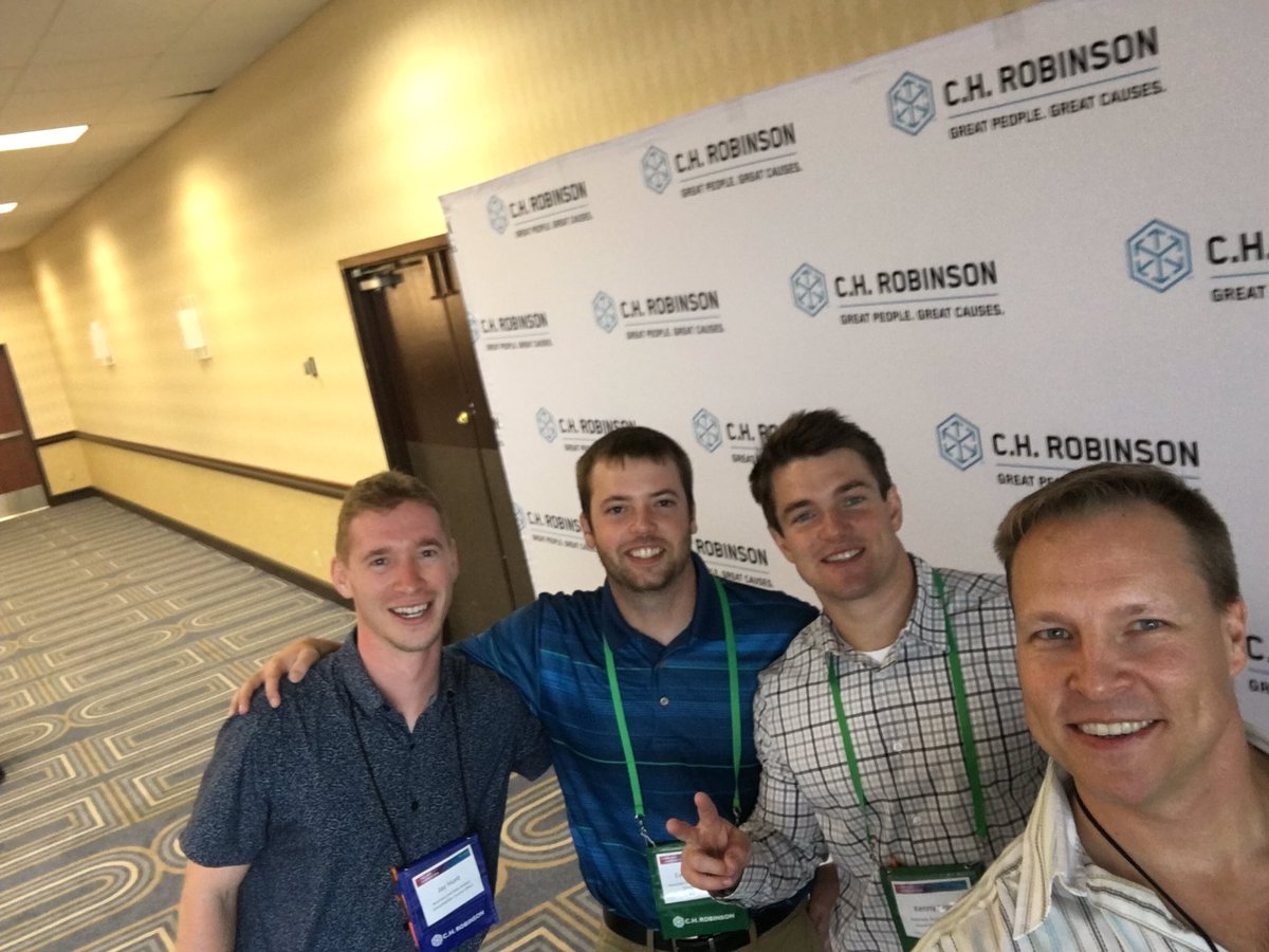 dev_chad's tweet image. Meeting some new people at C.H. Robinson Accelerator!  #acceleratehere