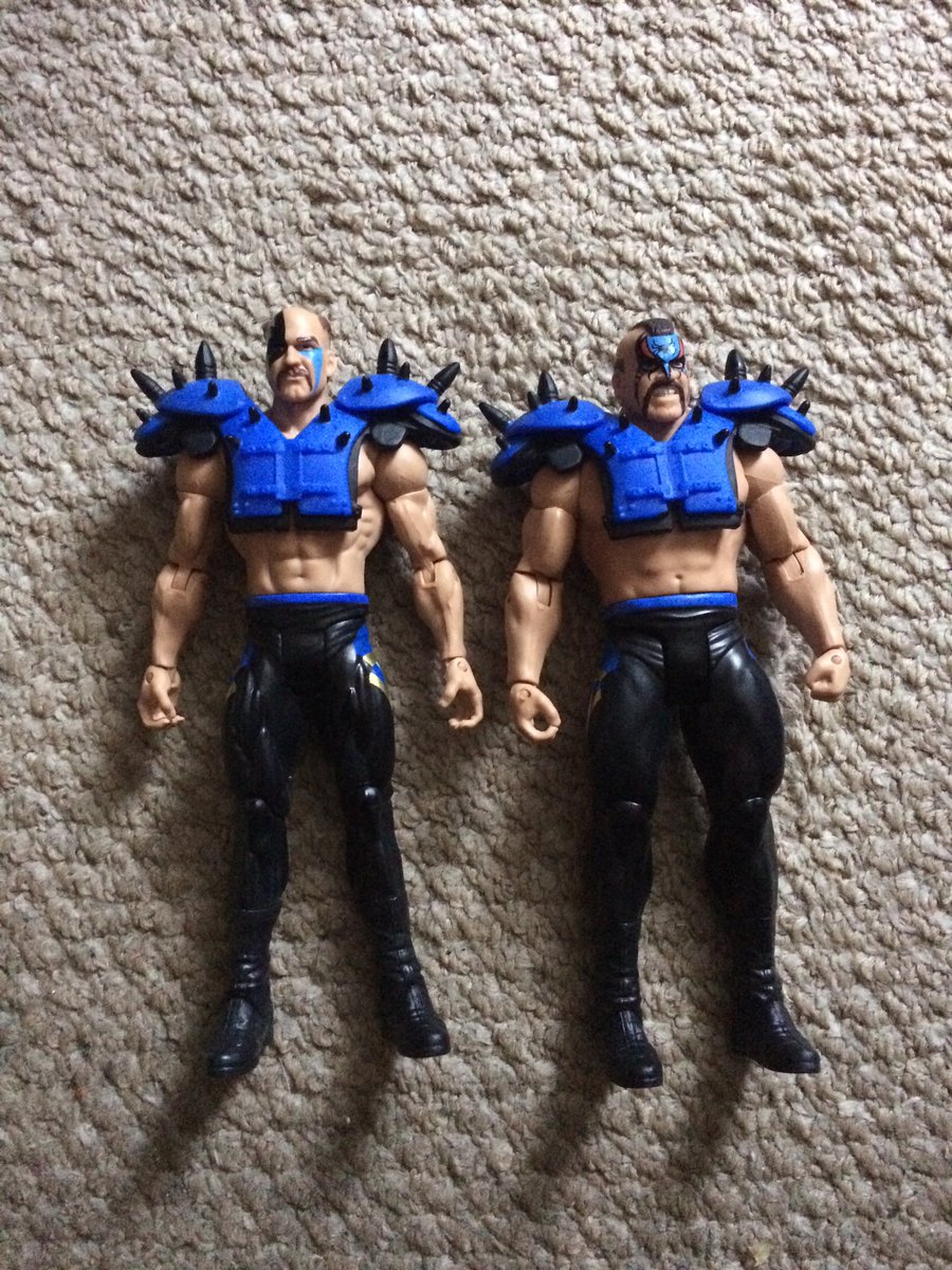 wadeo29's tweet photo. Finally got the #LegionOfDoom #RoadWarriors for my collection! #WhatARush #Legends #FavouriteTagTeam https://t.co/epsjVWAgv0