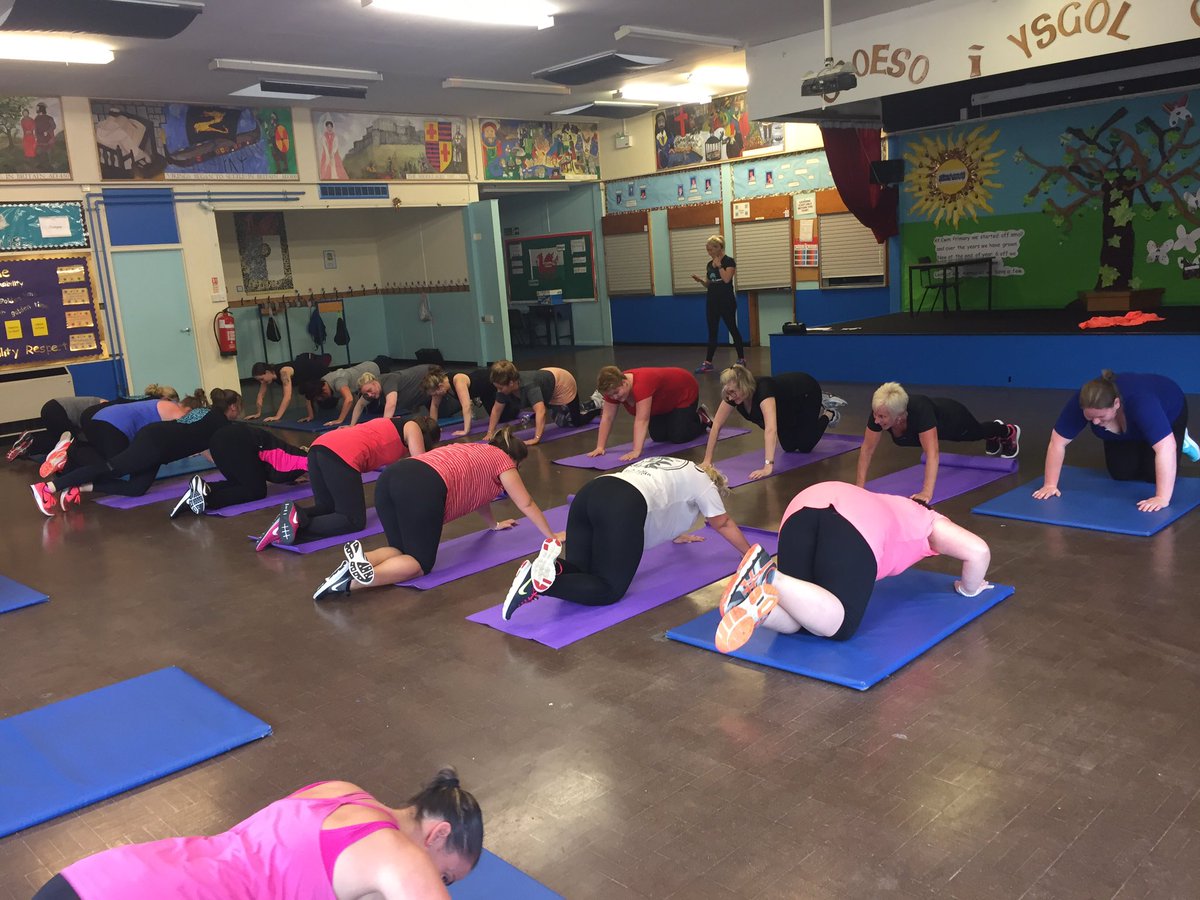 JaninePriceGB's tweet photo. Bootcamp Cwm Primary School, Monday 6-7pm. Our 1st class went down well 💪🏼💦 #Bootcamp #DoItYourWay @_DoItYourWay_ https://t.co/sy6tKrpN86
