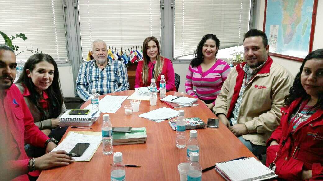 inea_venezuela's tweet photo. Funcionarios del @INEA_Venezula @MinPetroleoVE y @PDVSA sostuvieron encuentro para evaluar el estatus #FIDAC https://t.co/LLmpnGyslX