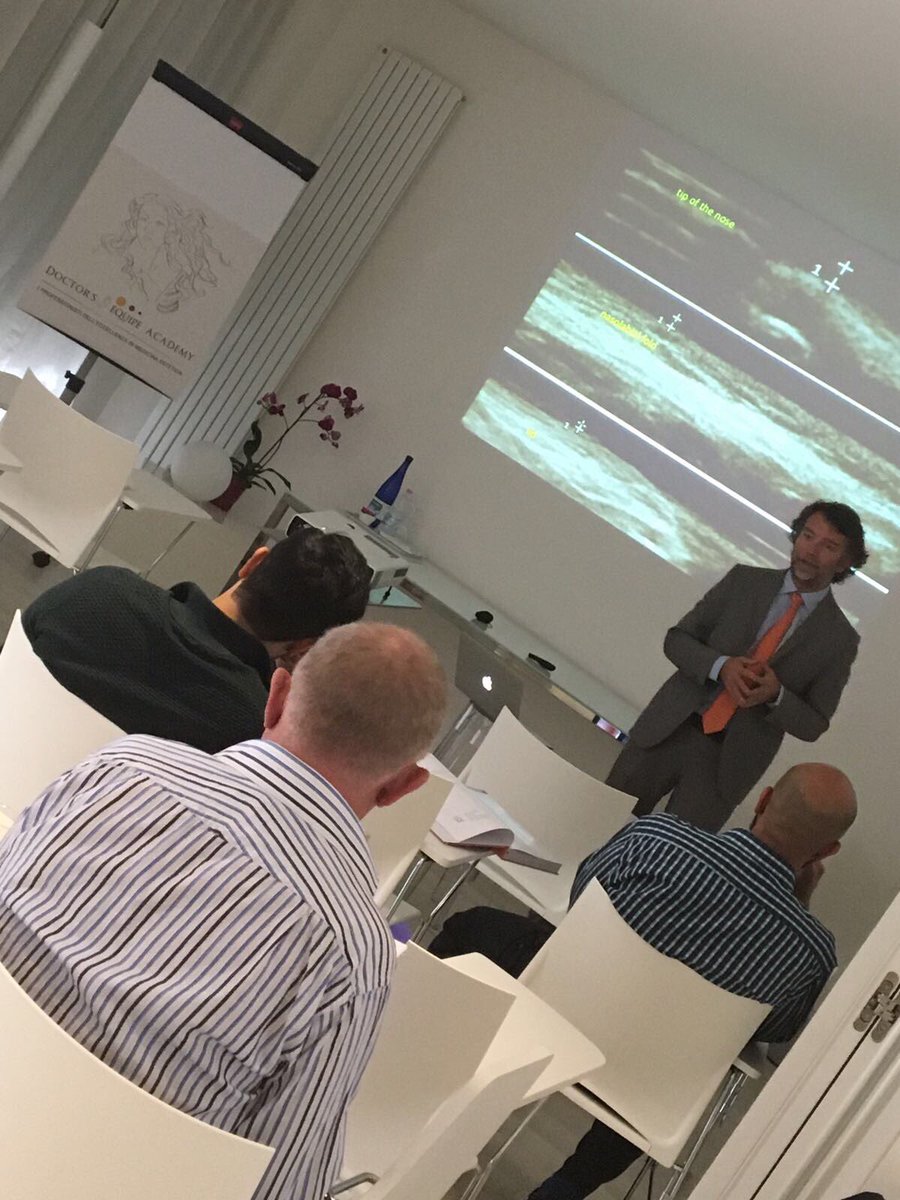 doctorsequipe's tweet photo. Oggi iniziamo il nostro corso teorico-pratico dedicato alle tecniche di #Microfat e #Nanofat per il #ringiovanimento cutaneo #Goisiskit https://t.co/yGhvrGhK7t